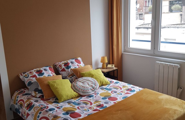 Charming house with garden just a stone's throw from the beach at Malo les Bains.
