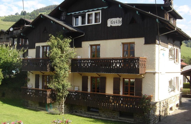 Charming Logis at the Mont