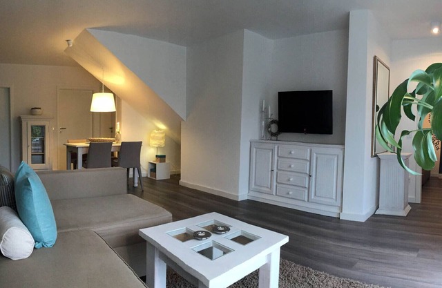 Charming, modern and high quality apartment with lake view 1 min. From the lake
