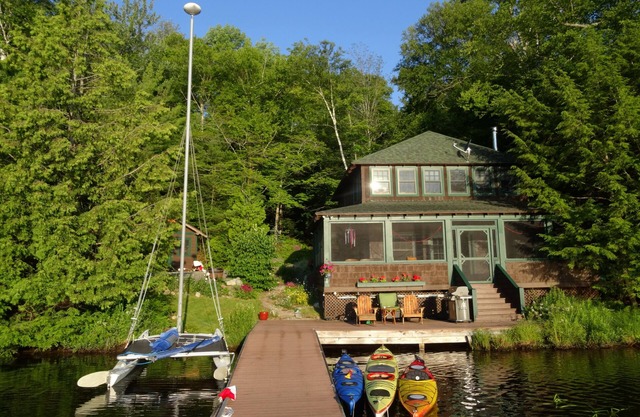 Charming Panther Cottage on Upper Saranac Lake