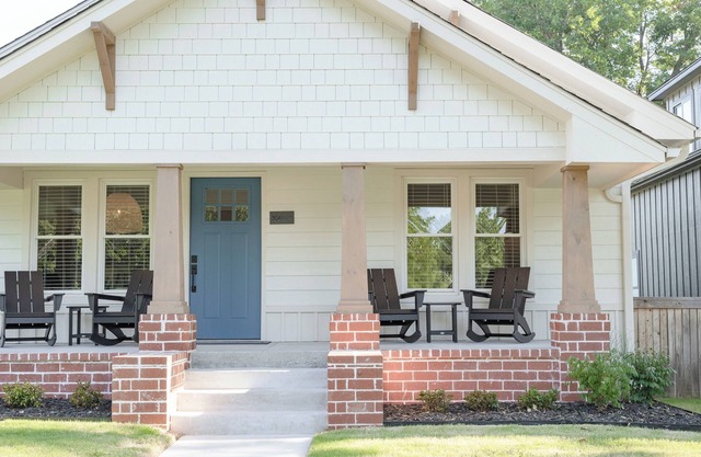Charming Restored Craftsman-Walk to Dining-Shops- in Rose District
