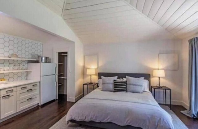 Charming studio in old Palo Altonn