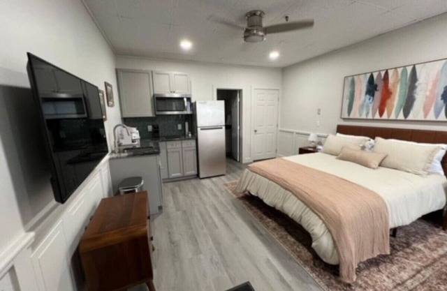 Charming Studio Apartment - Cozy & Convenient!
