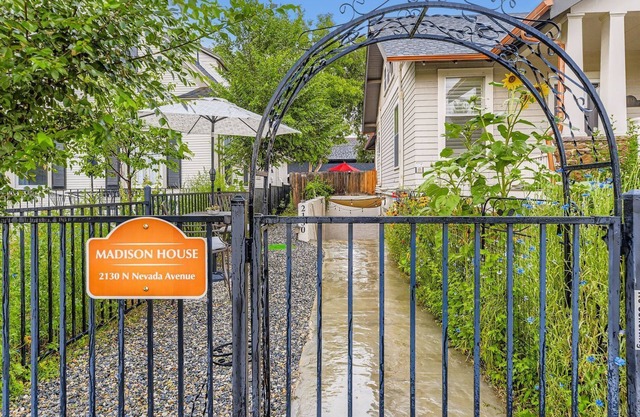 Charming & Stylish Historic Home- Perfect Retreat Near Downtown
