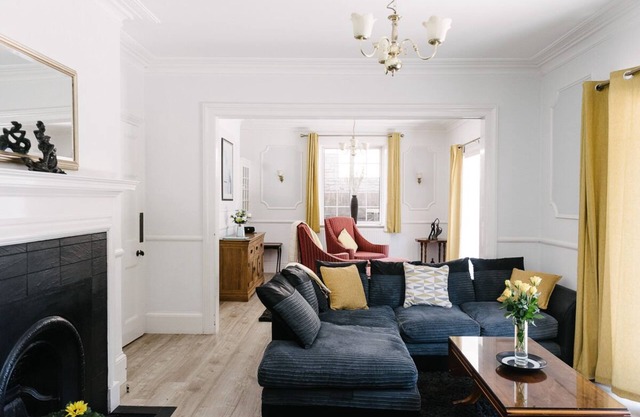 Charming Victorian Cottage In Shanklin Old Village & Dog Friendly
