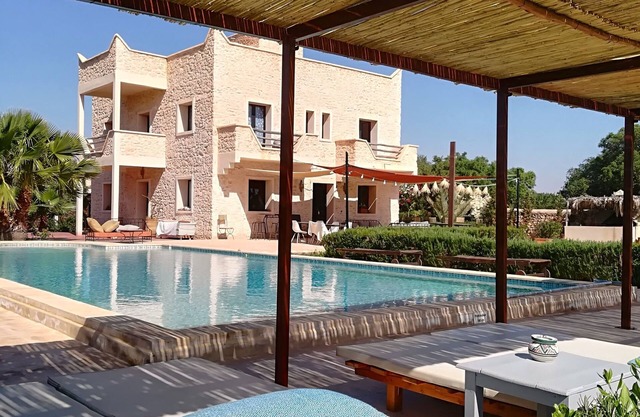 Charming villa with pool 15 min from Essaouira 10 bedrooms, 10 bathrooms.