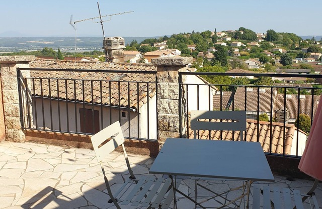 Charming village house in the heart of the Luberon