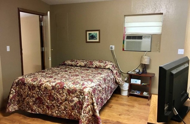Cheap, Clean, & Comfortable!