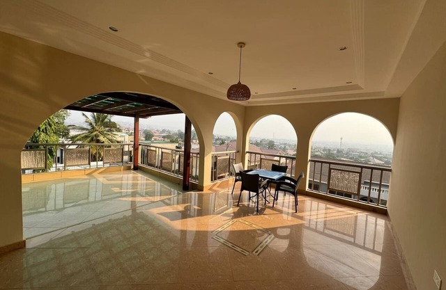 Chester Hill Residence