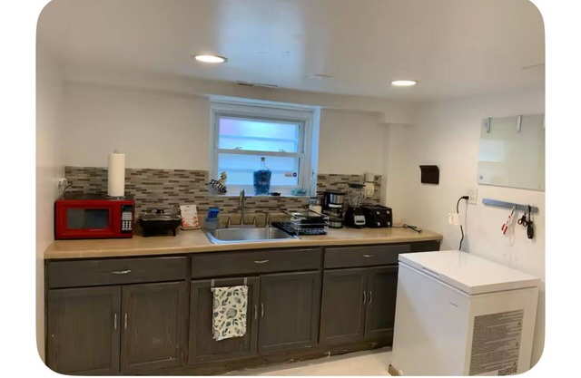 Chic 1-bedroom apartment in fabulous Chicago with AC