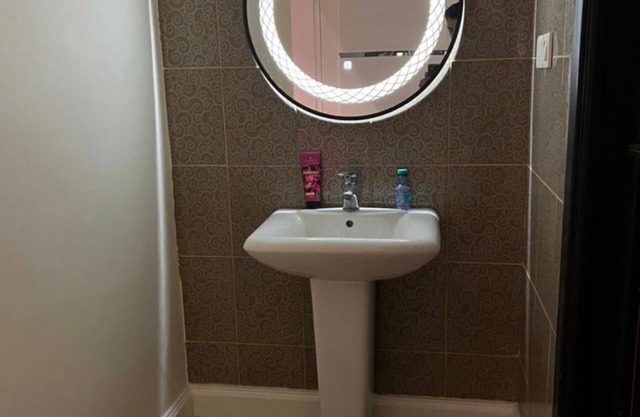 Chic 1-bedroom apartment in vibrant Riyadh with WiFi, AC