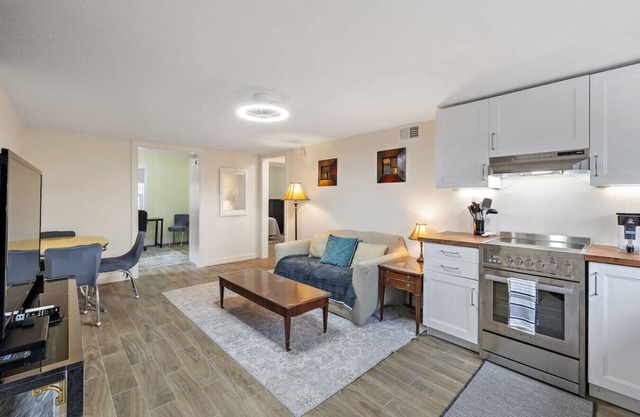 Chic 1-Bedroom Guest Suite in the Heart of Atlanta!