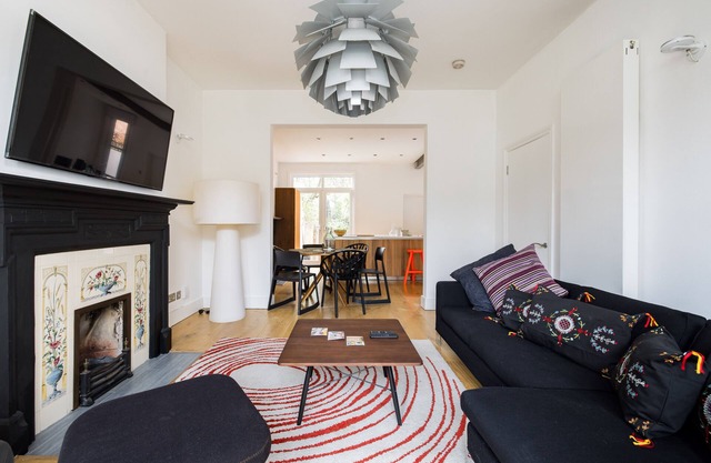 Chic Residence Architect Crafted