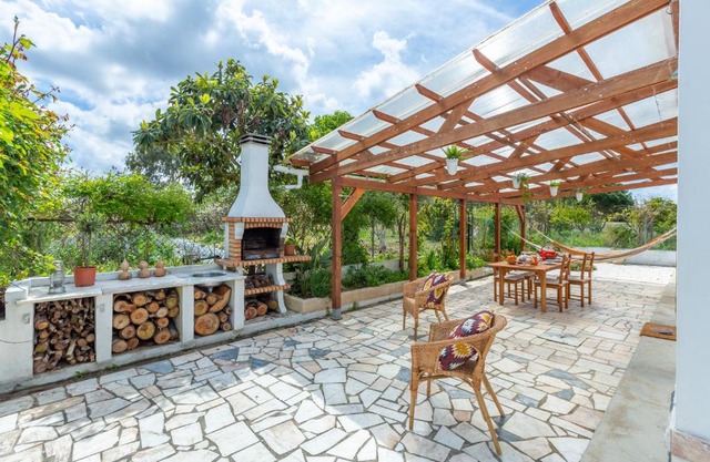 Chitaka's Organic Farmhouse in Ribatejo