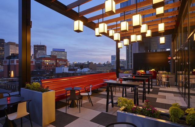 citizenM Boston North Station