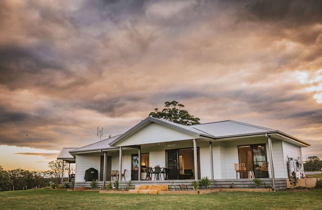 Clarries's Green Farm Stay - The Dairy