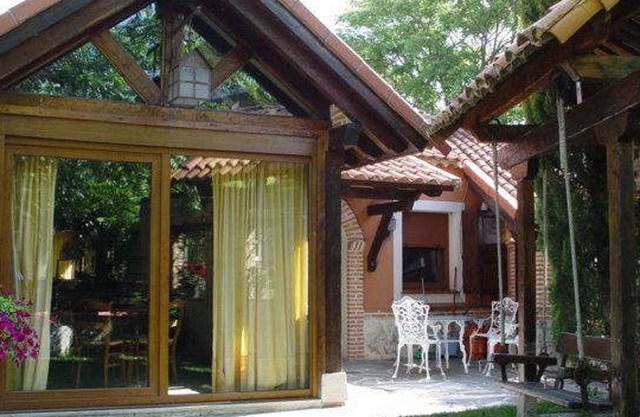 Classic Double Room: Double studio, with capacity for two people.