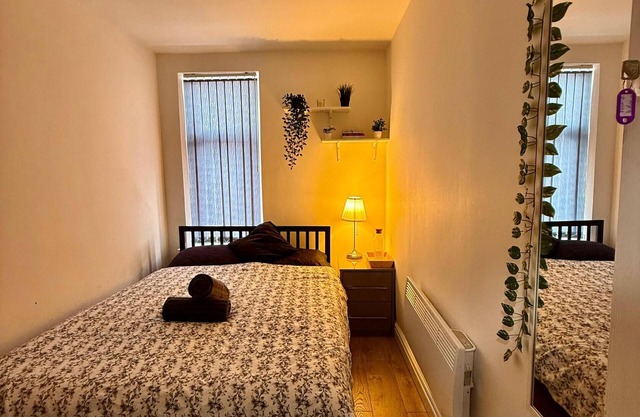 Clean & Bright Room with Free WiFi