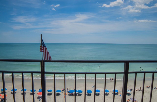 CLEAN & Coastal-Chic! Renovated Oceanfront Retreat w/Balcony & Pools