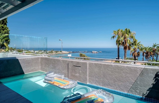 Clifton Holiday Apartment w/beautiful views (Clifton Palm Views)