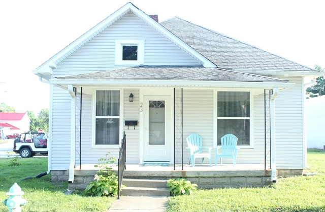 Close to Downtown Indianapolis in Suburb of New Palestine