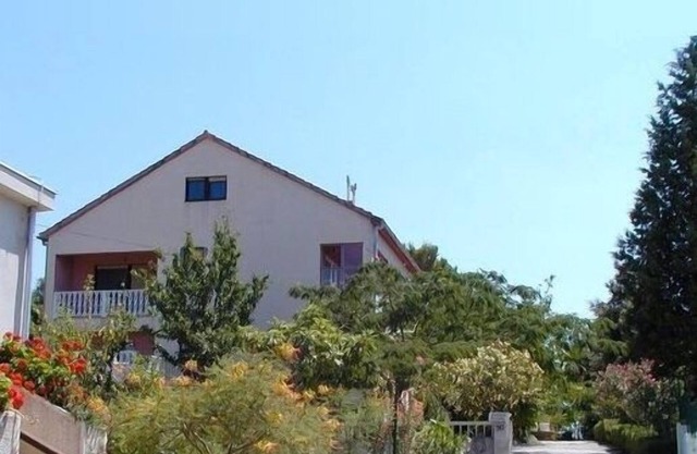 Close to the beaches with sufficient comfort