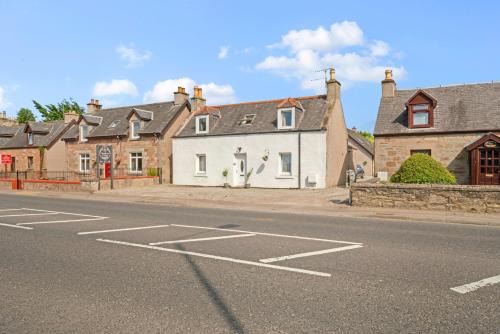 Cloudhowe 4 Bedroom Cottage - Inverness