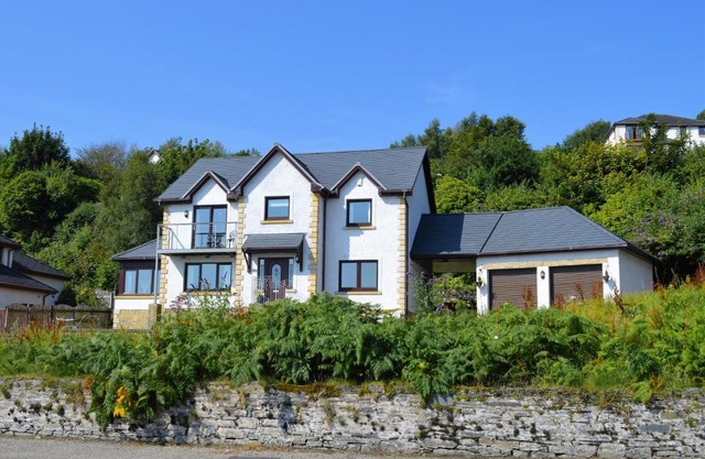 Clydeside Villa
