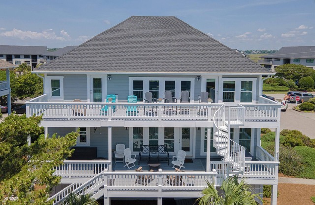 Coastal Bliss! Great for Families! A Place where Memories are made!