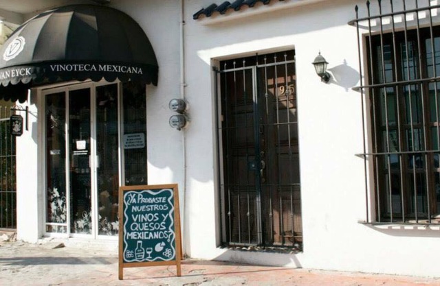 Colonial House with Outdoor Terrace in downtown Veracruz ideal for family