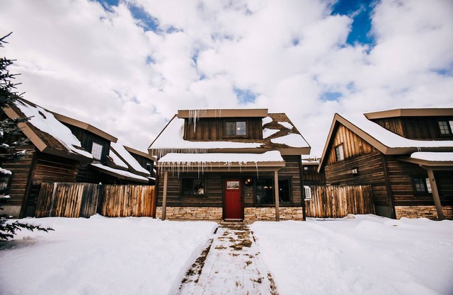 Colvin Cabin on Cooper