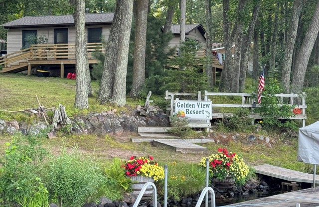 Come and relax in a cozy 2 BR cabin on the Chippewa Flowage, Hayward, WI. #1