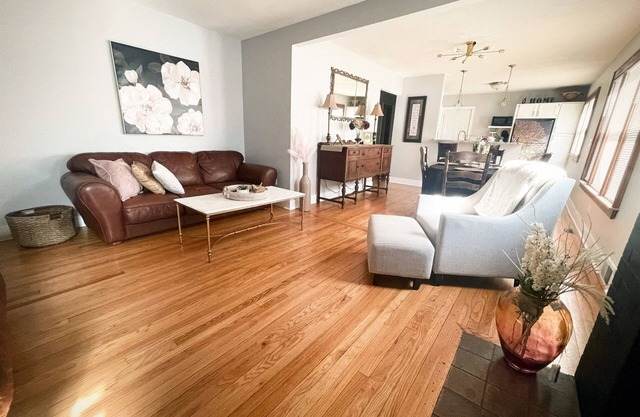 Come home to Kenwood 2 bed pet friendly free park conveniently in Syracuse