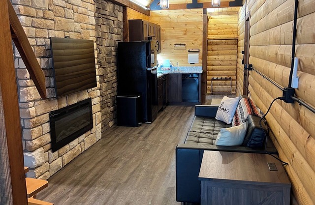 Comfort Loft Cabin with Kitchen!