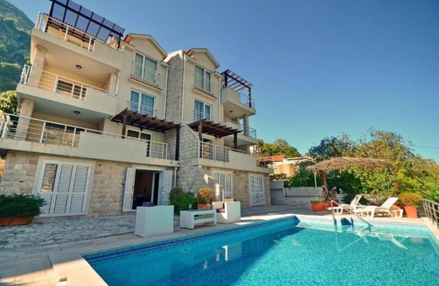 Comfort One-Bedroom Apartment with Balcony
