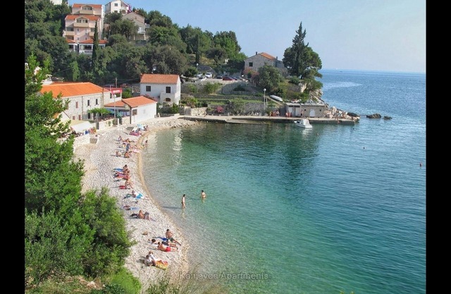 Comfort Seaside Lovely Seaview Apartment with Balcony, Terrace & Priv Parking