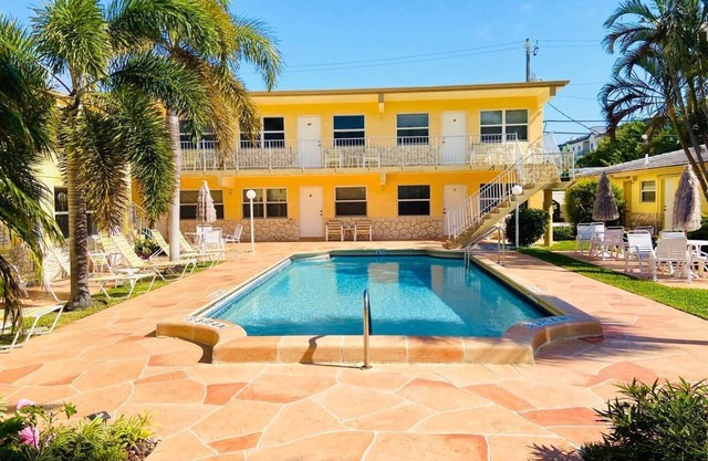 comfortable apartment five minutes walk from the Beach