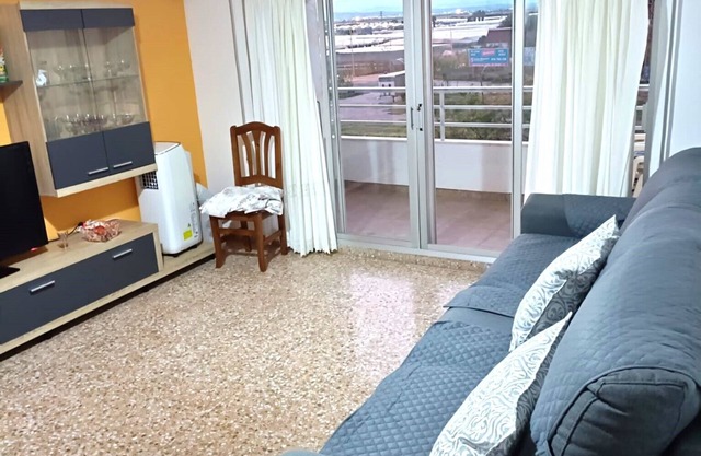 Comfortable accommodation very close to the beach