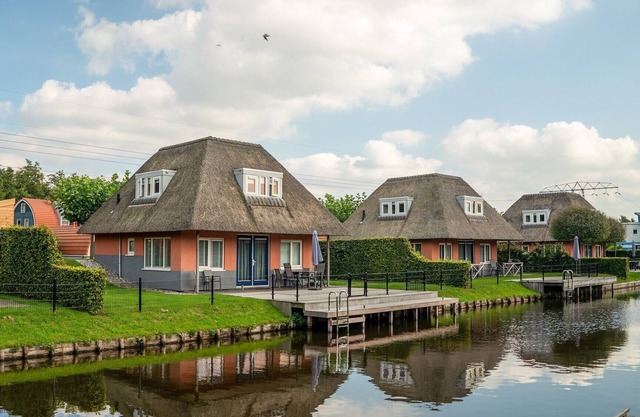 Comfortable bungalow for 6 persons