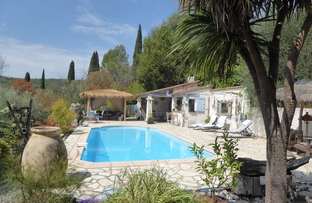 Comfortable chalet with private pool