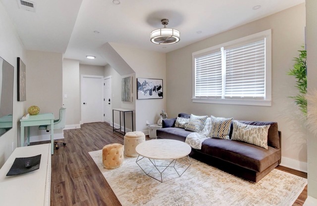Comfy Bright Peaceful 1BR - Minutes to NYC