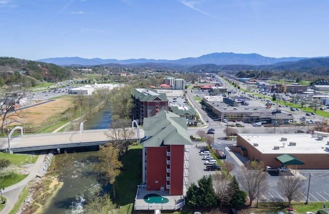 Laurel Villa Pigeon Forge 