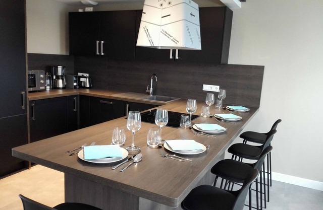★ Contemporary duplex apartment near spa ★