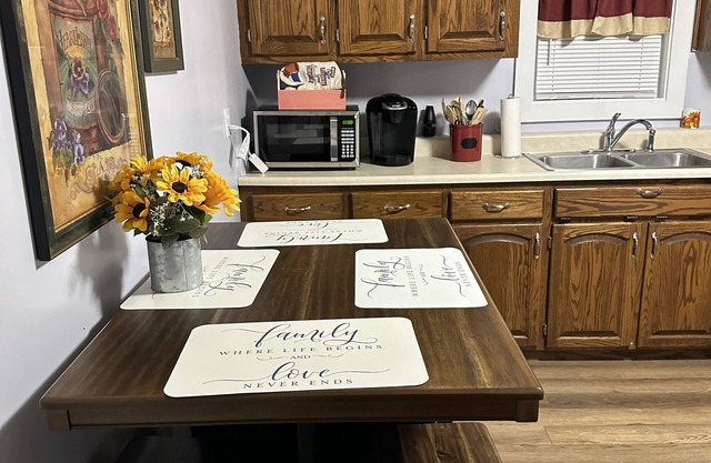 Convenient location! Newly remolded, restaurants, grocery