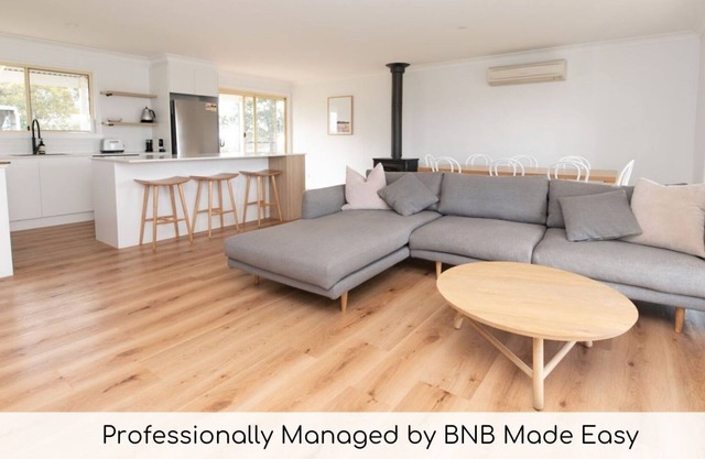 Cooinda Cottage - Farm Stay in Borenore Country