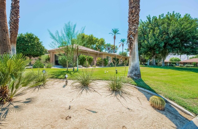 Cool Rancho Mirage Oasis With View