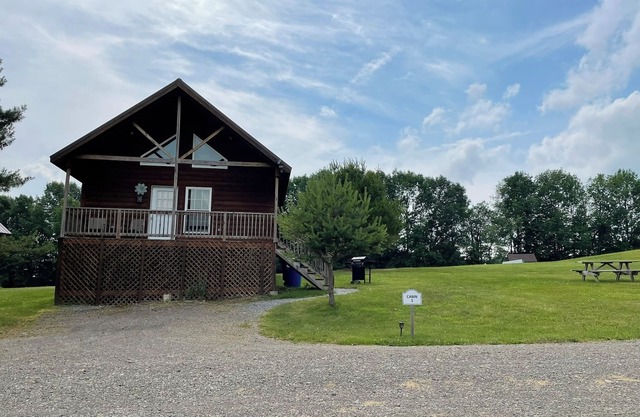 Cooperstown Double Play Cabins 1 Near Baseball