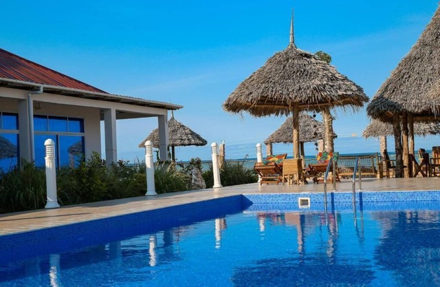 Coral Cliff Villas - Garden view villa 1n