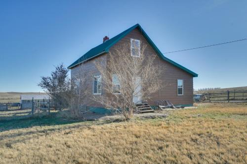 Corral Creek Cow Camp Pet-Friendly Circle Cabin
