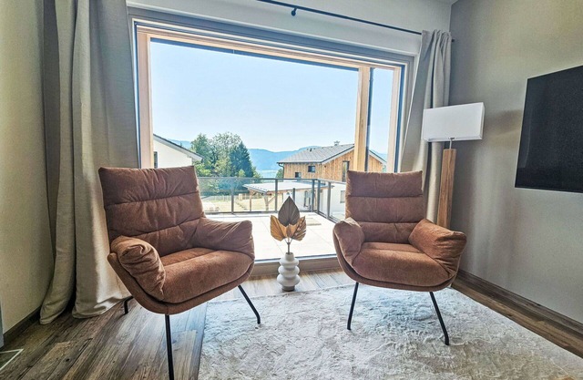 Cosy apartment in villa for 6 guests with WIFI, TV, terrace, pets allowed and parking